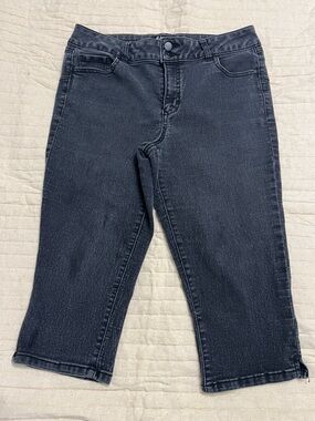 d. jeans Black Cropped Capris